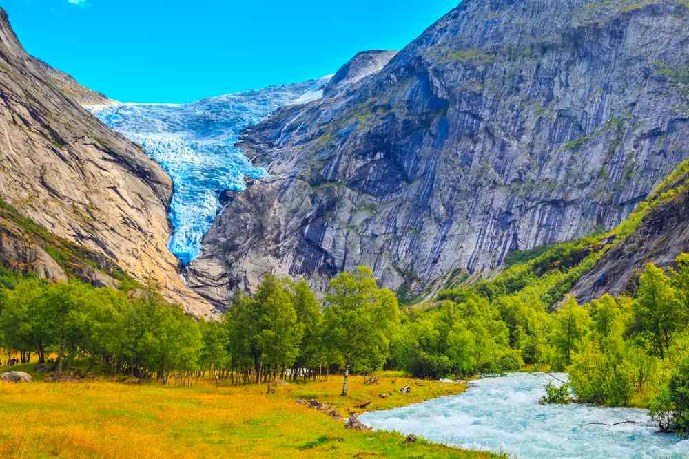 8 of the Most Popular Glaciers in Norway